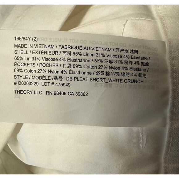 Theory Pleated Shorts Size 2 - Picture 8 of 8